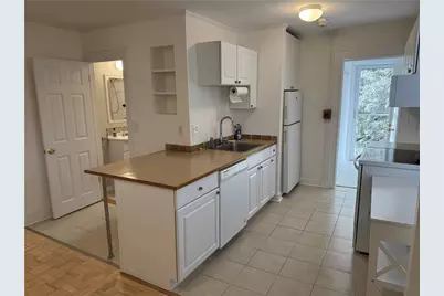 5 Whitwell Avenue #B, Newport, RI 02852 - Photo 1