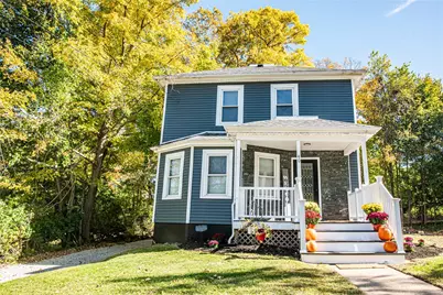 40 Greenwich Avenue, West Warwick, RI 02893 - Photo 1