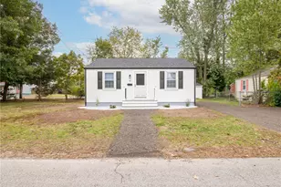 40 Easton Ave, Warwick, RI 02888 - Photo 1