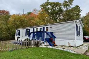 40 Toadstool Knoll Ln, Charlestown, RI 02813 - Photo 1