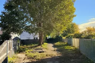 67 Brush Hill Rd, Providence, RI 02909 - Photo 1