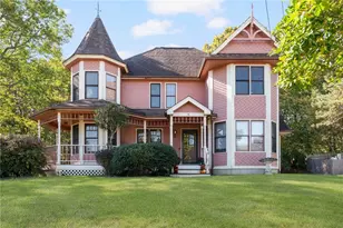 8 Tarragon Dr, Johnston, RI 02919 - Photo 1