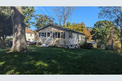 80 Hollywood Avenue, Warwick, RI 02888 - Photo 1