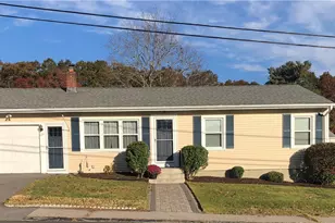 29 Linwood Dr, Coventry, RI 02816 - Photo 1