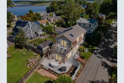 7 Wright Place, Barrington, RI 02806 - Photo 1