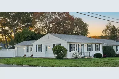 120 Rowe Avenue, Pawtucket, RI 02861 - Photo 1