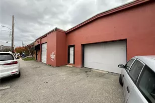 106 Hartford Ave, Providence, RI 02909 - Photo 1