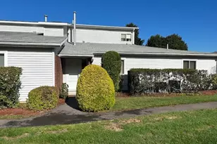 765 Williamsburg Cir, Warwick, RI 02886 - Photo 1