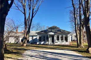 20 Lawton Ave, Tiverton, RI 02878 - Photo 1