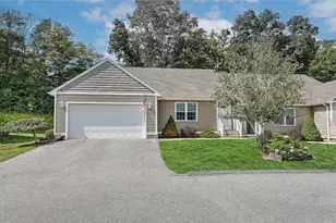 14 Common Way Dr, Brooklyn, CT 06234 - Photo 1