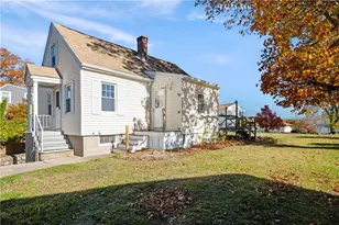 377 England St, Cumberland, RI 02864 - Photo 1