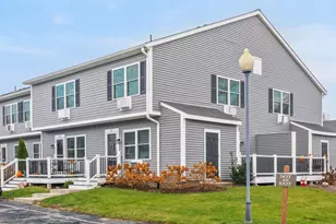 200 Post Rd, Warwick, RI 02888 - Photo 1