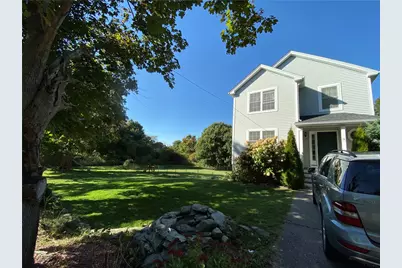 9 Marshall Lane, Middletown, RI 02842 - Photo 1