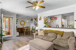 626 Smithfield Rd, North Providence, RI 02904 - Photo 1