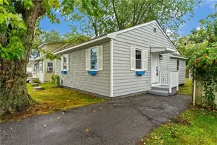 19 Curtis St, Warwick, RI 02889 - Photo 1