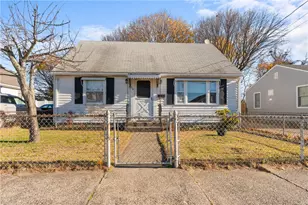 308 Rhode Island Ave, Pawtucket, RI 02860 - Photo 1
