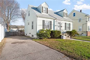 40 Rosemere Rd, Pawtucket, RI 02861 - Photo 1