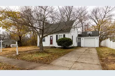 46 Roslyn Avenue, Cranston, RI 02910 - Photo 1