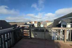 33 Ann St, Newport, RI 02840 - Photo 1