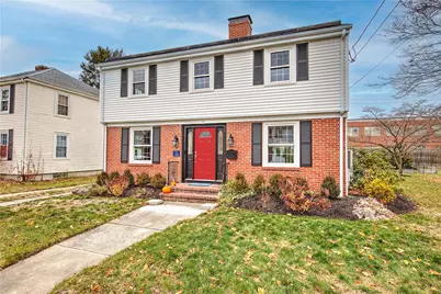 11 Elmcroft Avenue, Providence, RI 02908 - Photo 1