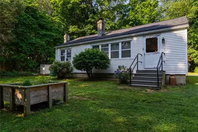 16 Smith Street, Bristol, RI 02890 - Photo 1