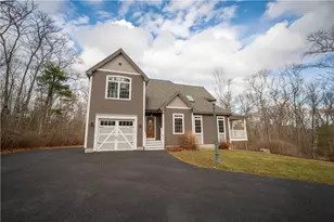 44 Decubellis Ct, Glocester, RI 02814 - Photo 1