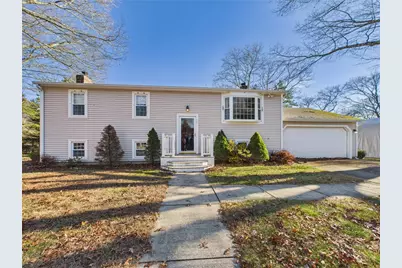 38 Pinecrest Drive, Exeter, RI 02822 - Photo 1