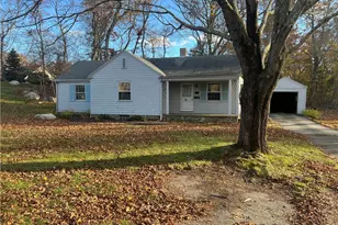 11 Hubbard St, Westerly, RI 02891 - Photo 1