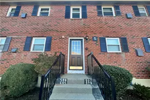 70 Carroll Ave, Newport, RI 02840 - Photo 1