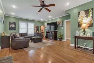 70 W Park Pl, Woonsocket, RI 02895 - Photo 1