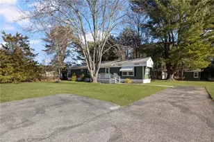 12 Valiant Dr, Coventry, RI 02816 - Photo 1