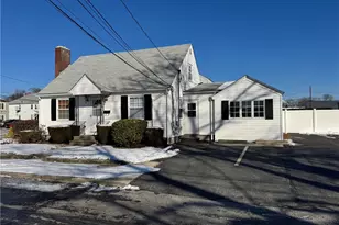 4 Crossway Rd, Cranston, RI 02910 - Photo 1