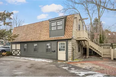 31 Bridge Street #B, Newport, RI 02840 - Photo 1