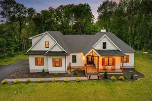 1332 S Rd, South Kingstown, RI 02879 - Photo 1