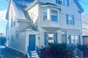 9 Sherman St, Newport, RI 02840 - Photo 1