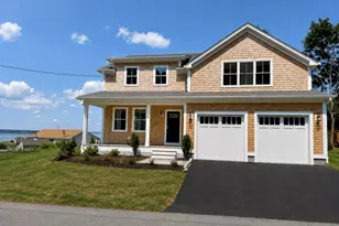 45 Corys Ct, Portsmouth, RI 02871 - Photo 1