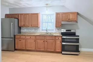 95 Mulberry St, Pawtucket, RI 02860 - Photo 1