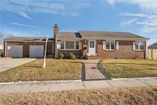 366 Woodbine St, Cranston, RI 02910 - Photo 1