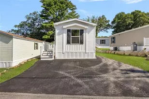 29 Foxtrot Dr, Charlestown, RI 02813 - Photo 1