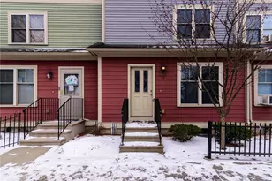 78 Barton St, Pawtucket, RI 02860 - Photo 1