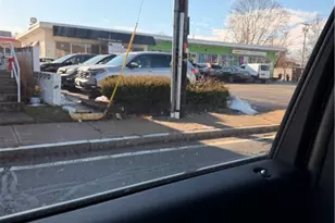 611 Waterman Ave, East Providence, RI 02914 - Photo 1