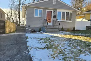 96 Edgeworth Ave, Providence, RI 02904 - Photo 1