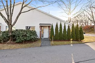 892 Halifax Dr, Warwick, RI 02886 - Photo 1