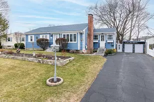 54 Ansonia Rd, Warwick, RI 02889 - Photo 1