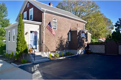 15 Halsey Street, Newport, RI 02840 - Photo 1
