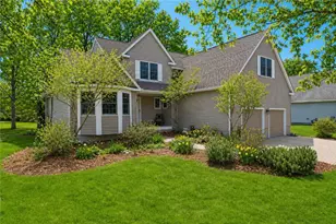 56 Wanda St, Narragansett, RI 02882 - Photo 1
