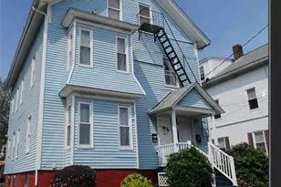 23 Young St, Pawtucket, RI 02860 - Photo 1