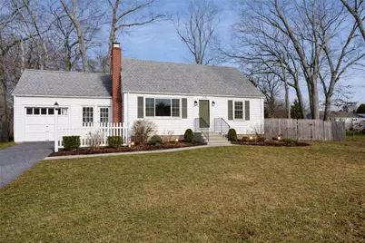 123 S Pierce Road, East Greenwich, RI 02818 - Photo 1