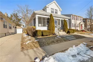 55 Melrose Dr, Cranston, RI 02910 - Photo 1