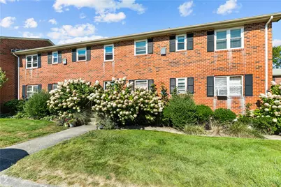 70 Carroll Avenue #112, Newport, RI 02840 - Photo 1